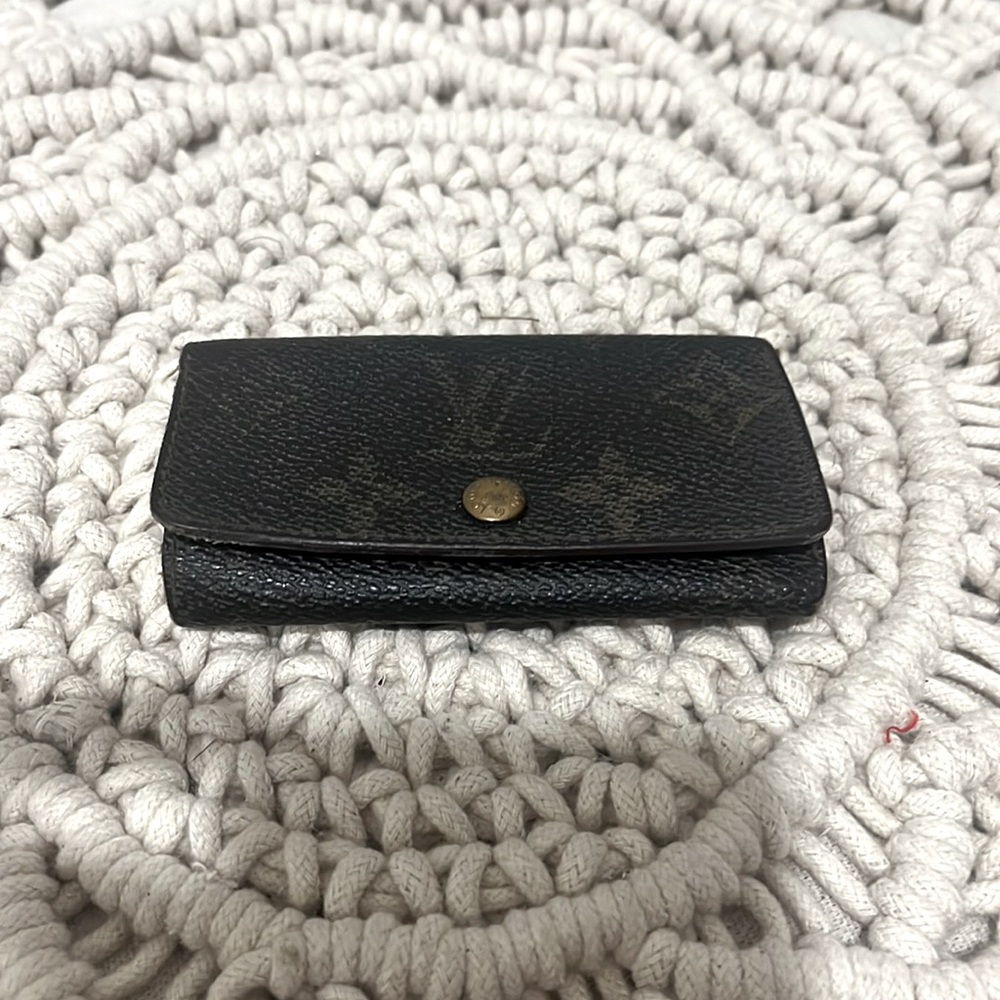 Louis Vuitton Vintage Key Holder